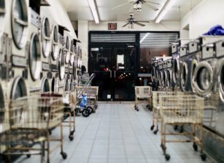 interior of laundromat Providence Moms Blog